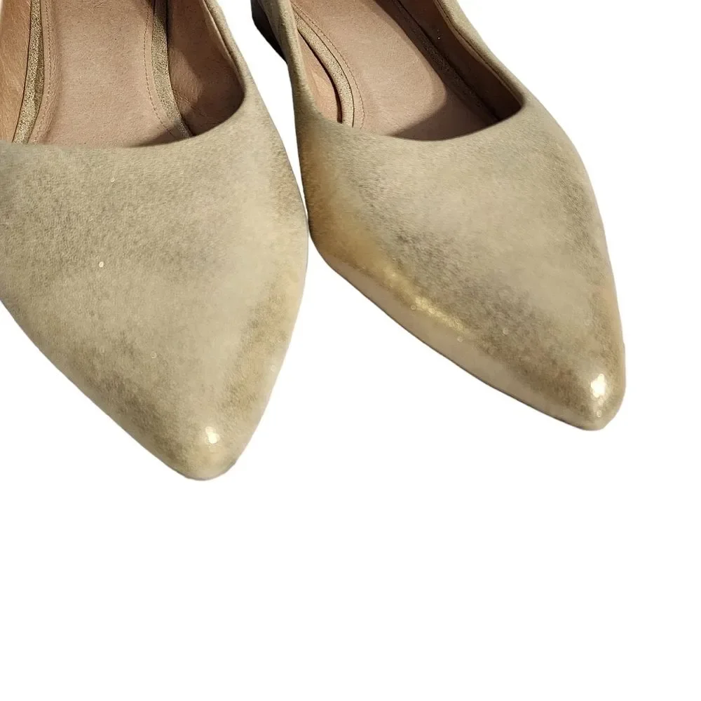 Caslon Luna Cushioned Gold Shimmer Pointed Toe Flats 10